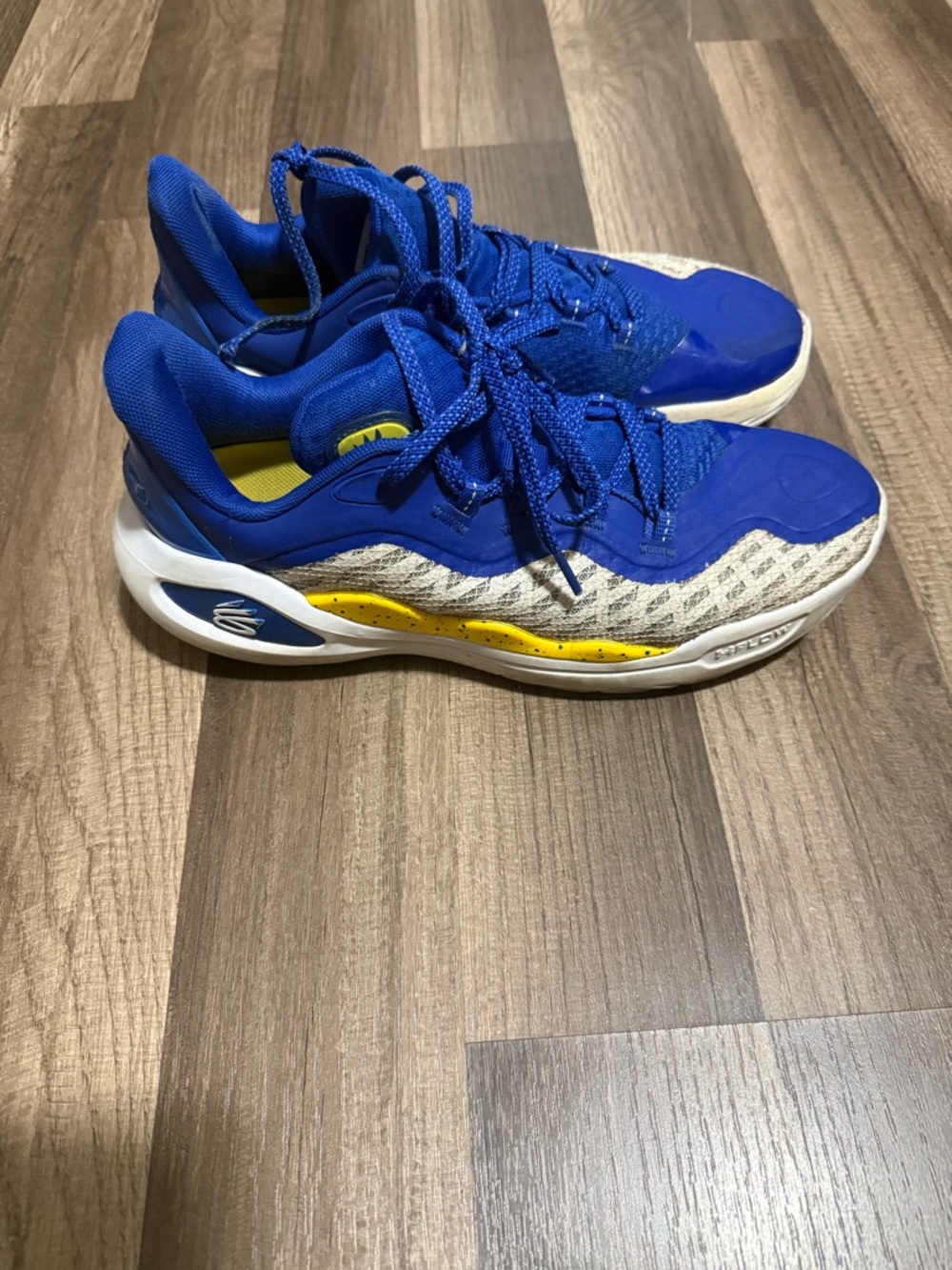 Curry’s